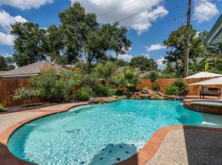15706 Echo Lodge Dr, Houston, TX 77095