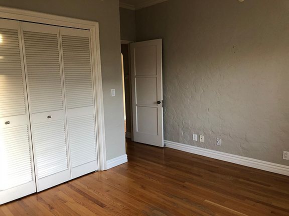 5th image of 152 S Peck Dr APT 301