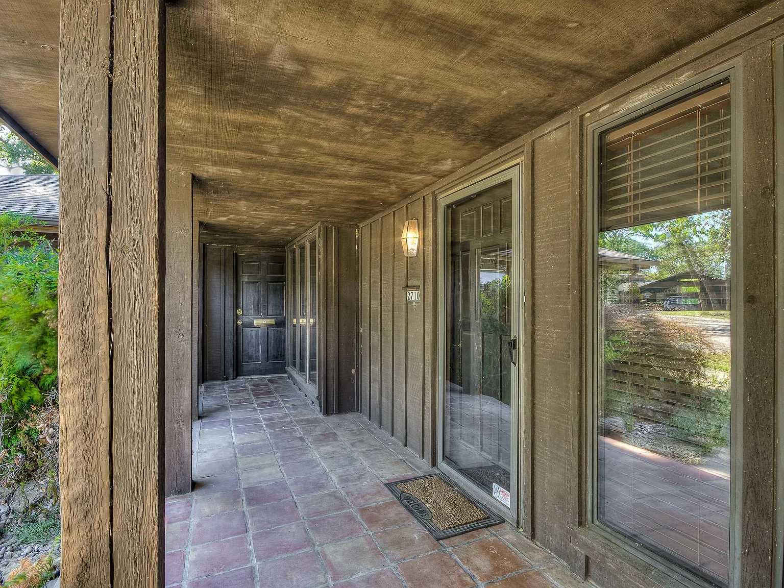 4 bed, 3972 sqft, $3,000 — Photo 3