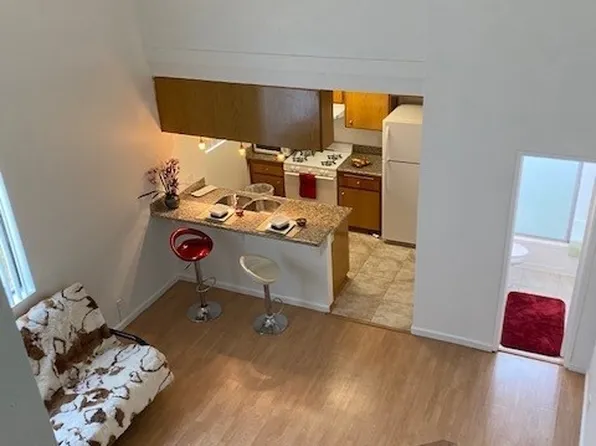 1943 Vista Del Mar Ave #4, Los Angeles, CA 90068