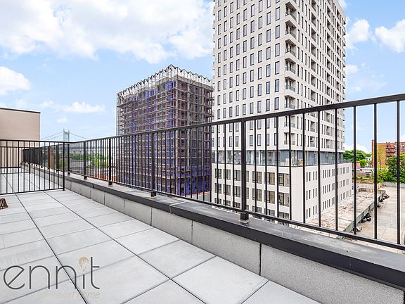 4th image of 26-24 4th St #705A