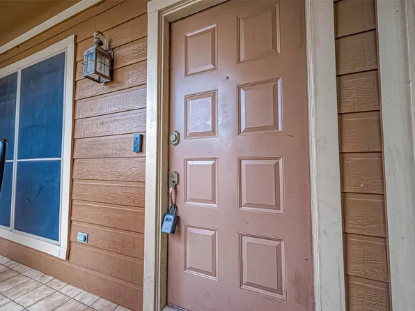 1860 White Oak Dr APT 375, Houston, TX 77009