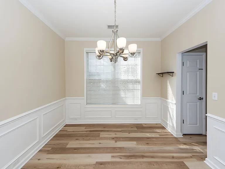112 Tanglewood Cir — Photo 5