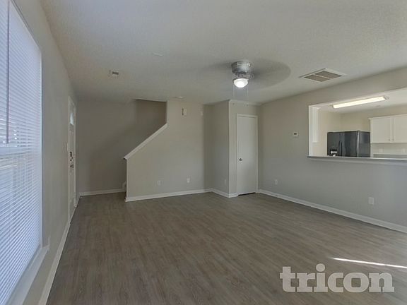 4th image of 3325 Alderknoll Ct