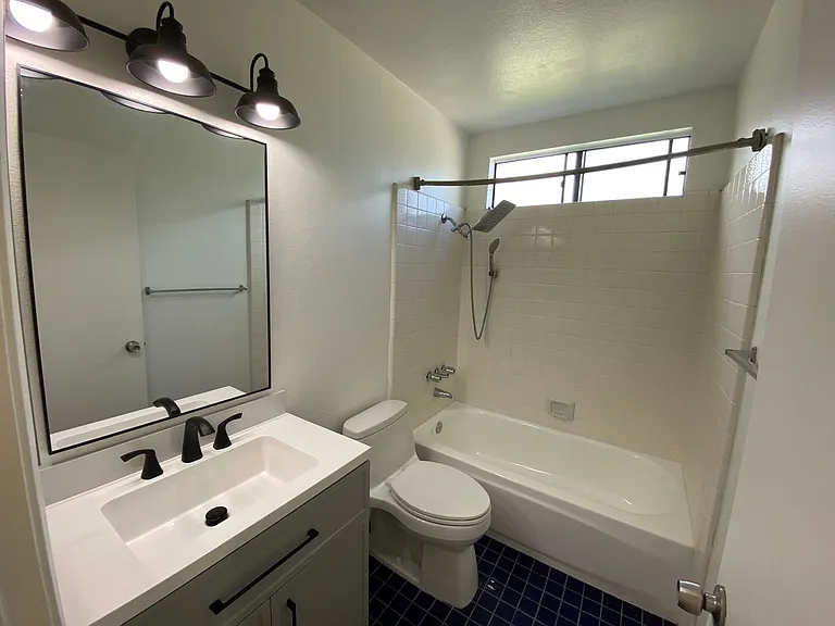 7563 Agua Dulce Ct — Photo 15