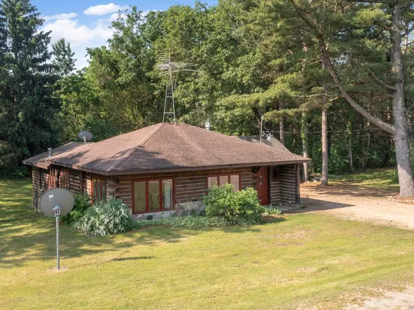 W5505 County Road H, Wild Rose, WI 54984