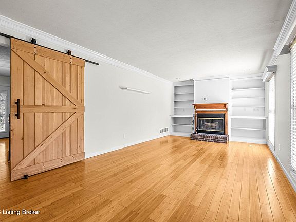 3rd image of 1609 Pleasure Cove Dr.