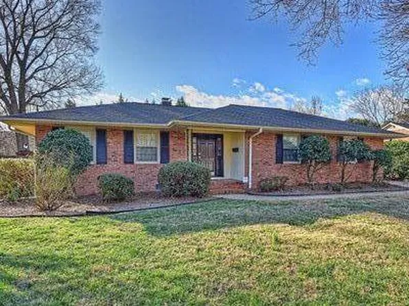 1122 Cheddington Dr, Charlotte, NC 28211