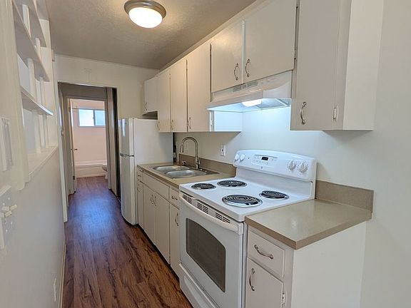 3rd image of 3515 SW 87th Ave APT 14