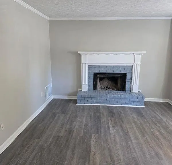 900 Indian Lake Dr NW — Photo 5