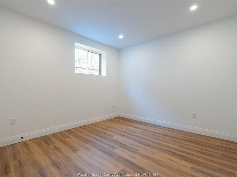 987 Ford Blvd #2 — Photo 11