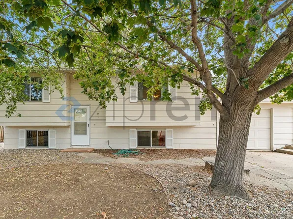 6404 Constellation Dr, Fort Collins, CO 80525