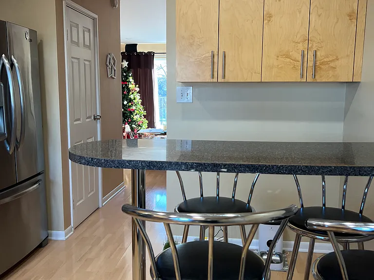 9454 Bay Colony Dr #3 — Photo 11