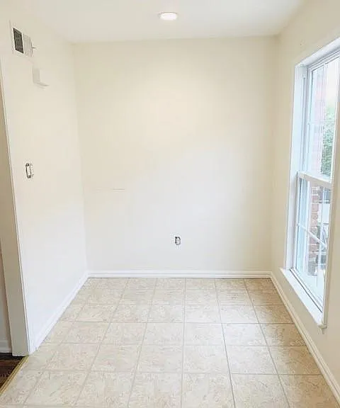 4436 Macarthur Blvd NW #4B — Photo 12