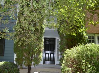 514 Blossom Way, Woodstock, GA 30188