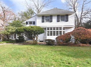 86 Hillside Ter, Irvington, NY 10533