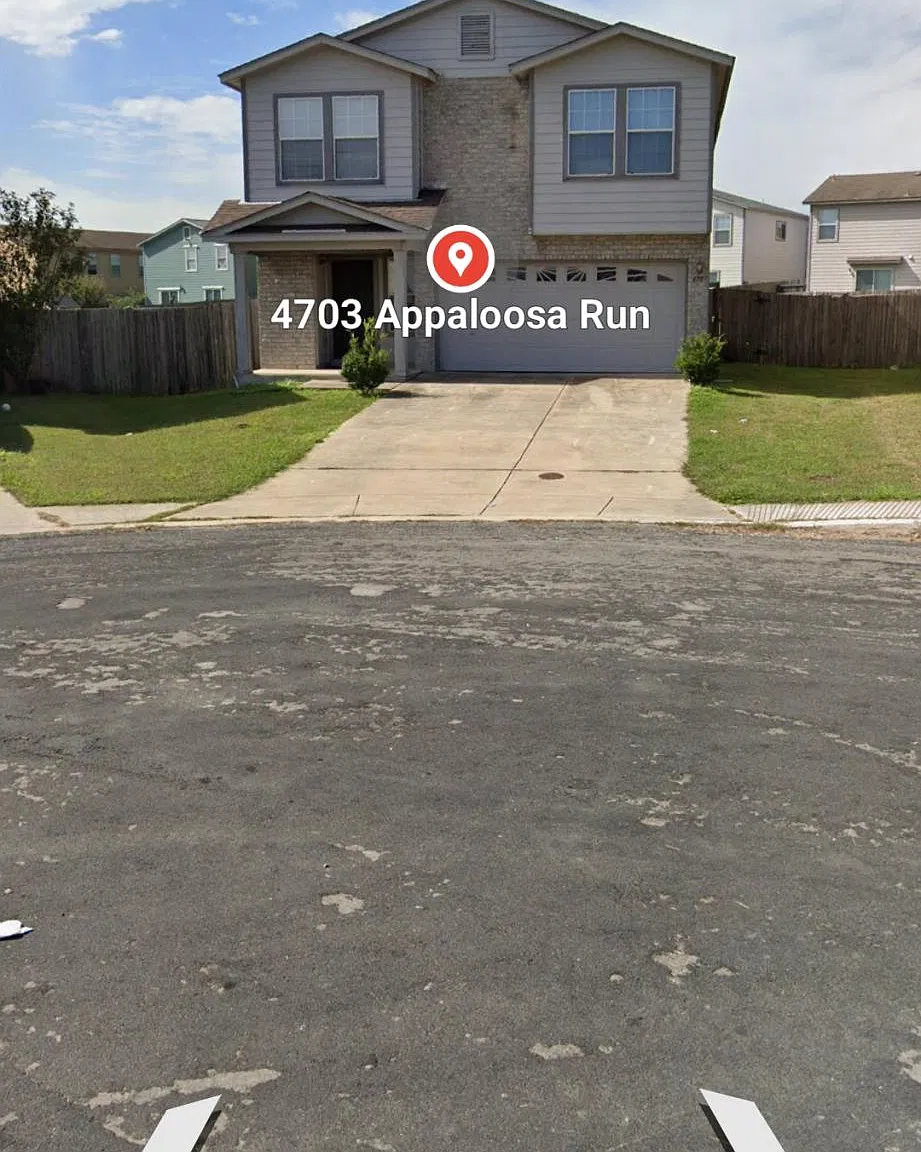 3 bed, 2.5 bath, 3068 sqft, $2,000 — Photo 2