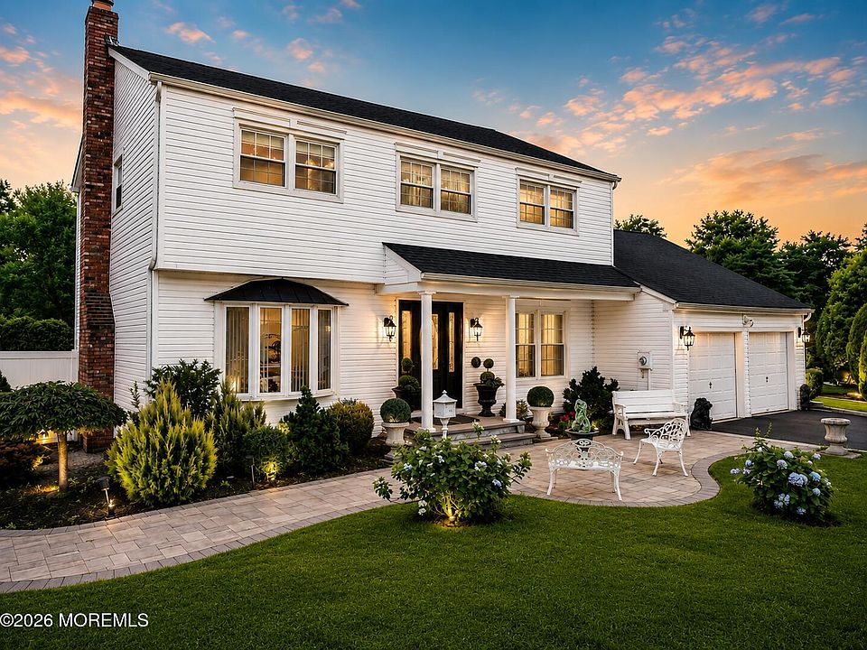 1st image of 6 Tall Oaks Drive