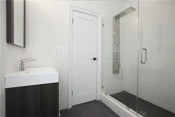 Rented by Platinum Properties | media 15