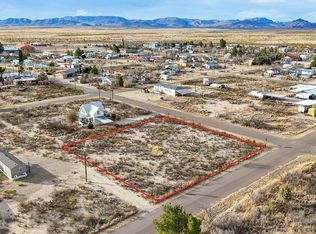NE 5th St, Marathon, TX 79842