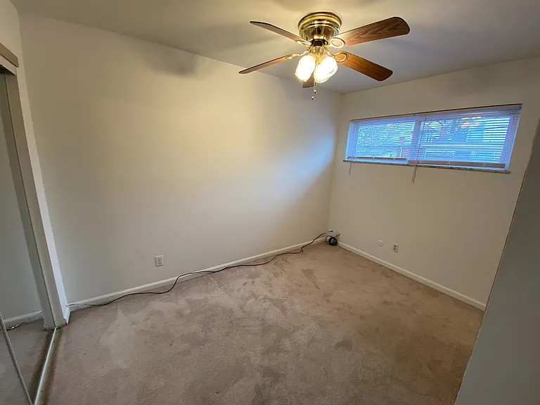 N High St 2232 SSR — Photo 13
