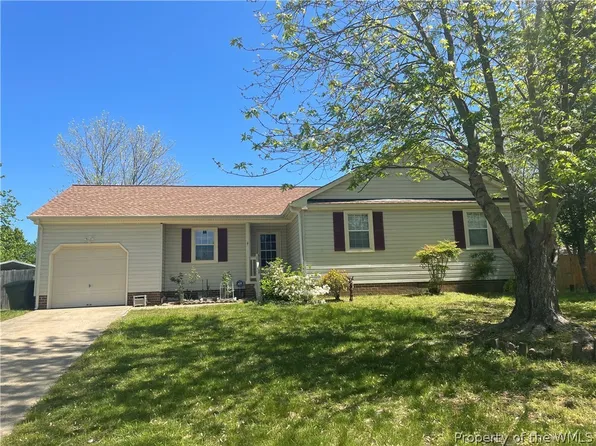 1 Bowie Ct, Newport News, VA 23608