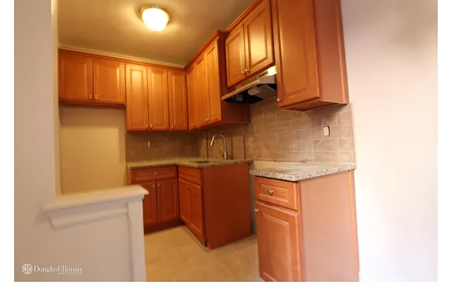 Rented by Douglas Elliman | media 6