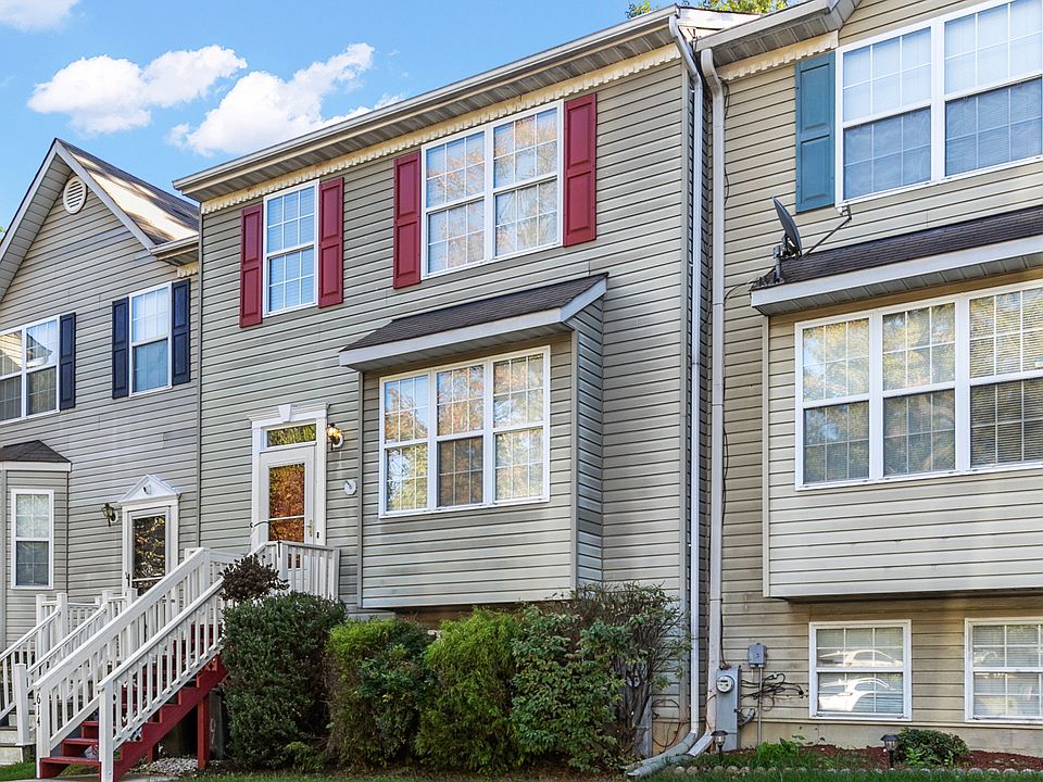 1st image of 614 Tuckahoe Creek Ct #1