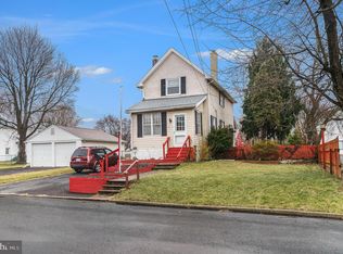 1625 Willow Ave, Hatboro, PA 19040