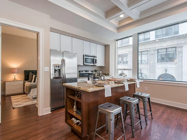 1501 Locust — Photo 25