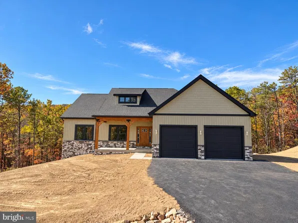 45 Sachem Hl, Hedgesville, WV 25427