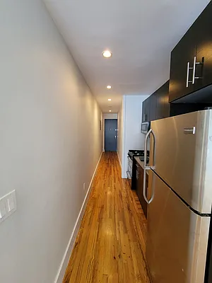 Rented by Lodger Corp | media 25