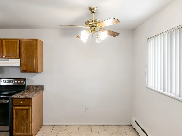 16435 E Twelve Mile Rd — Photo 29
