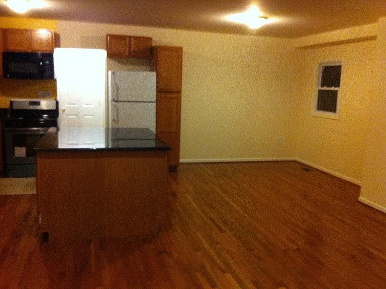 3917 Nicholson St — Photo 5