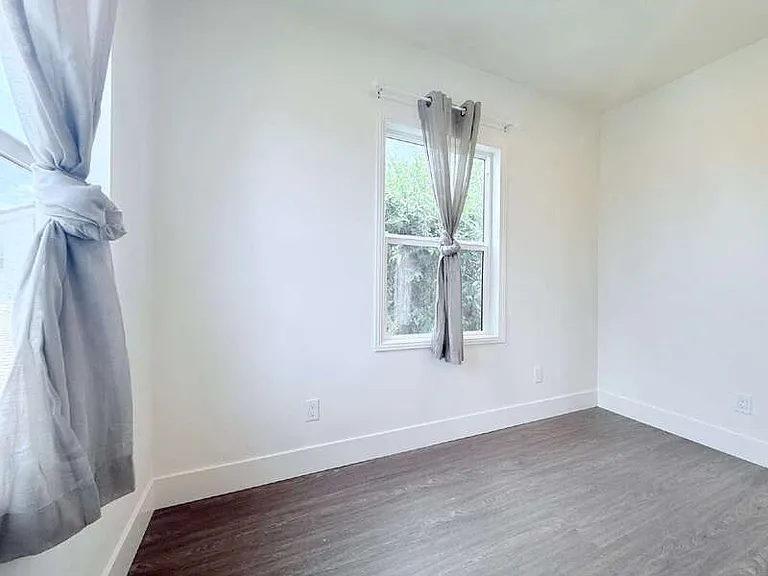6509 State St #A — Photo 21