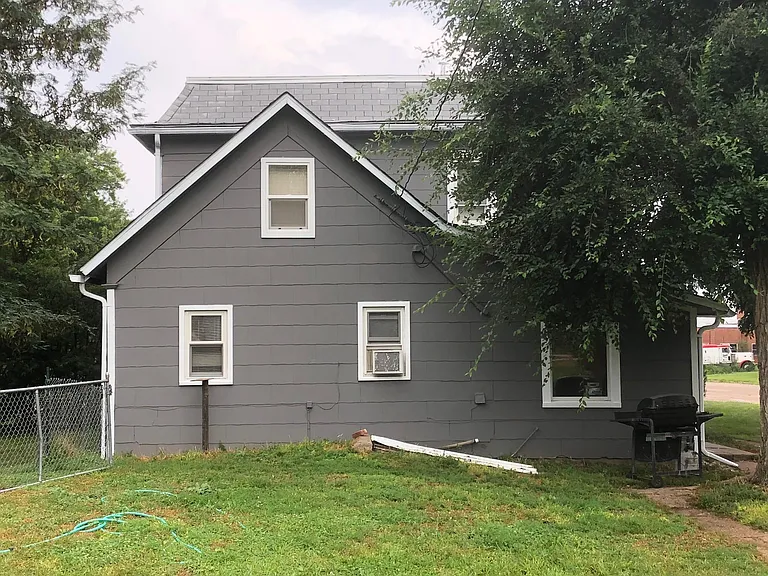 201 N Plum St — Photo 2