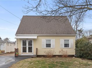 41 Neptune Dr, Old Saybrook, CT 06475