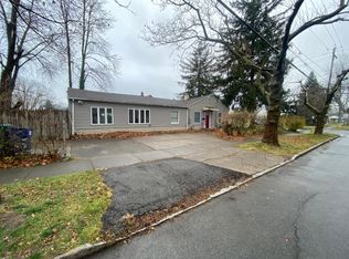 499 80th St, Niagara Falls, NY