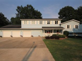 416 S Market St, Seneca, IL 61360