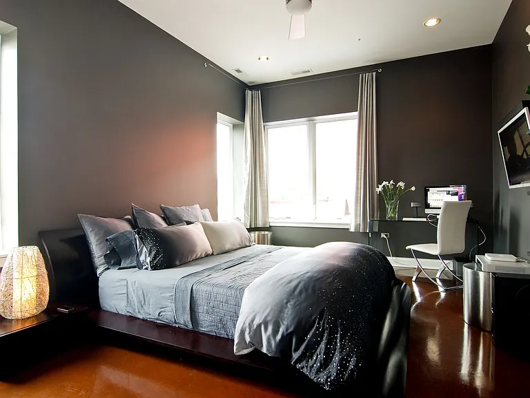 2410 W Bloomingdale Ave #2D — Photo 11