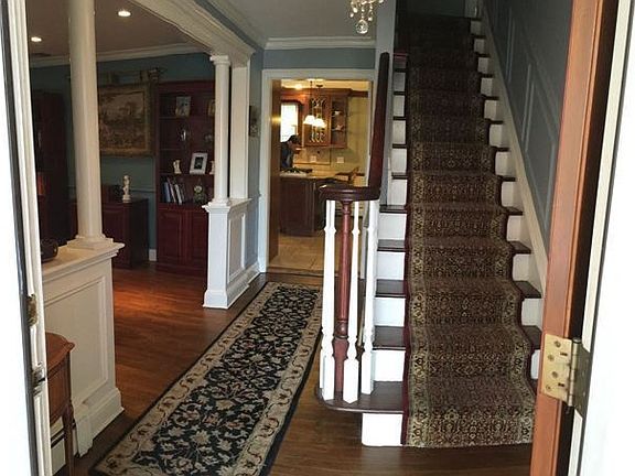 3rd image of 186 Parkside Ave