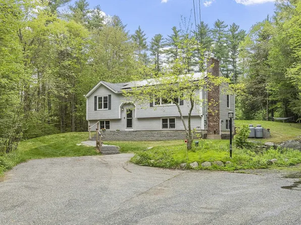 306 Ash Swamp Road, Newmarket, NH 03857