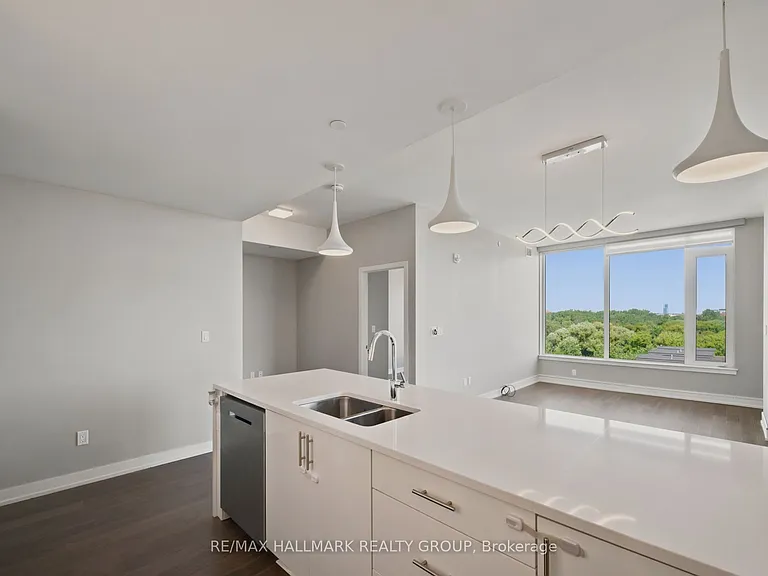 530 De Mazenod Ave #610 — Photo 4