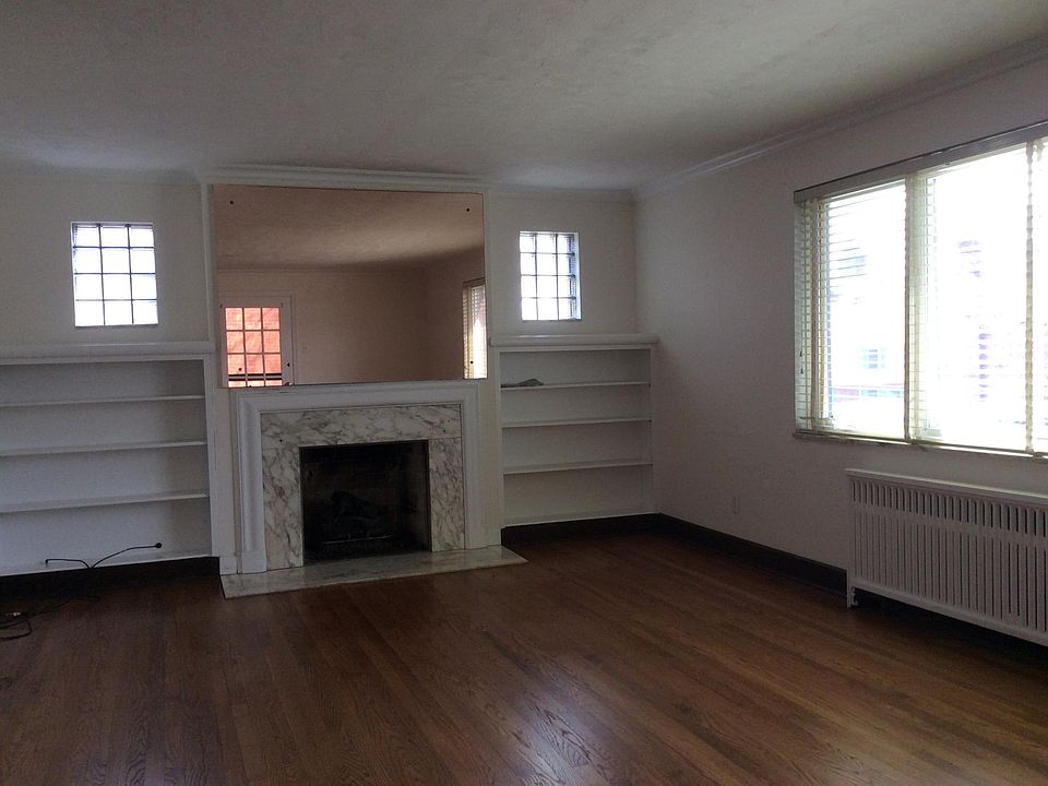 Living room with gas fireplace.