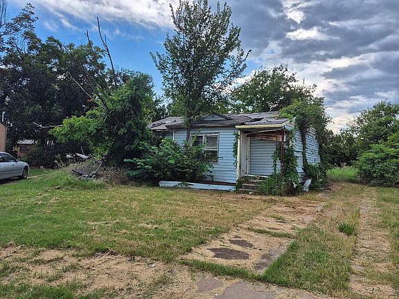 4th image of 1101 Leffall Cir