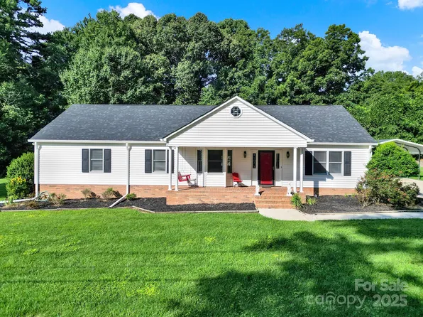 758 Ideal Dr SE, Concord, NC 28025