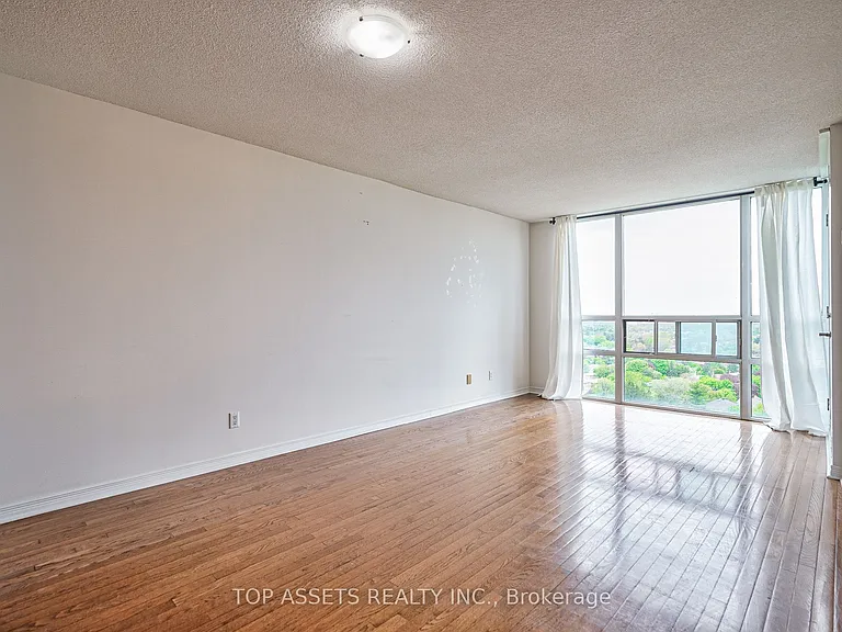 509 Beecroft Rd #1908 — Photo 13