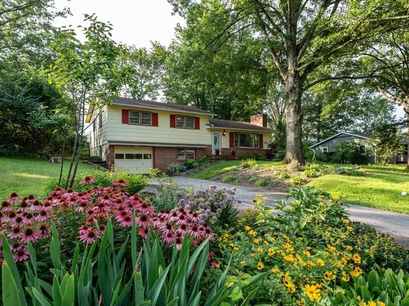4218 E Saratoga Dr, Bloomington, IN 47408