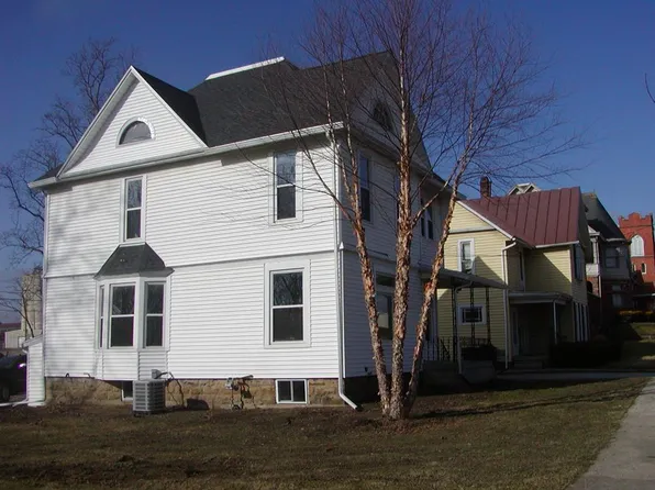 32 S Gamble St, Shelby, OH 44875