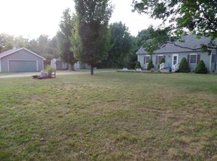 2201 Eighteen Mile Rd NW, Kent City, MI 49330